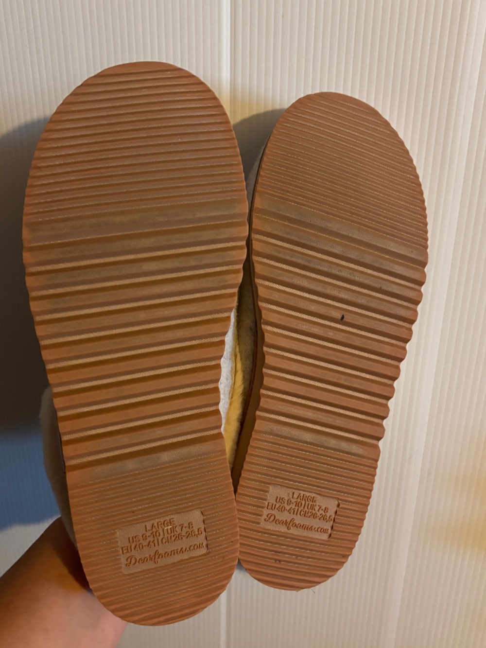 Dearfoams Women's Memory Foam Clog Slippers size 9-10 - Picture 2 of 6
